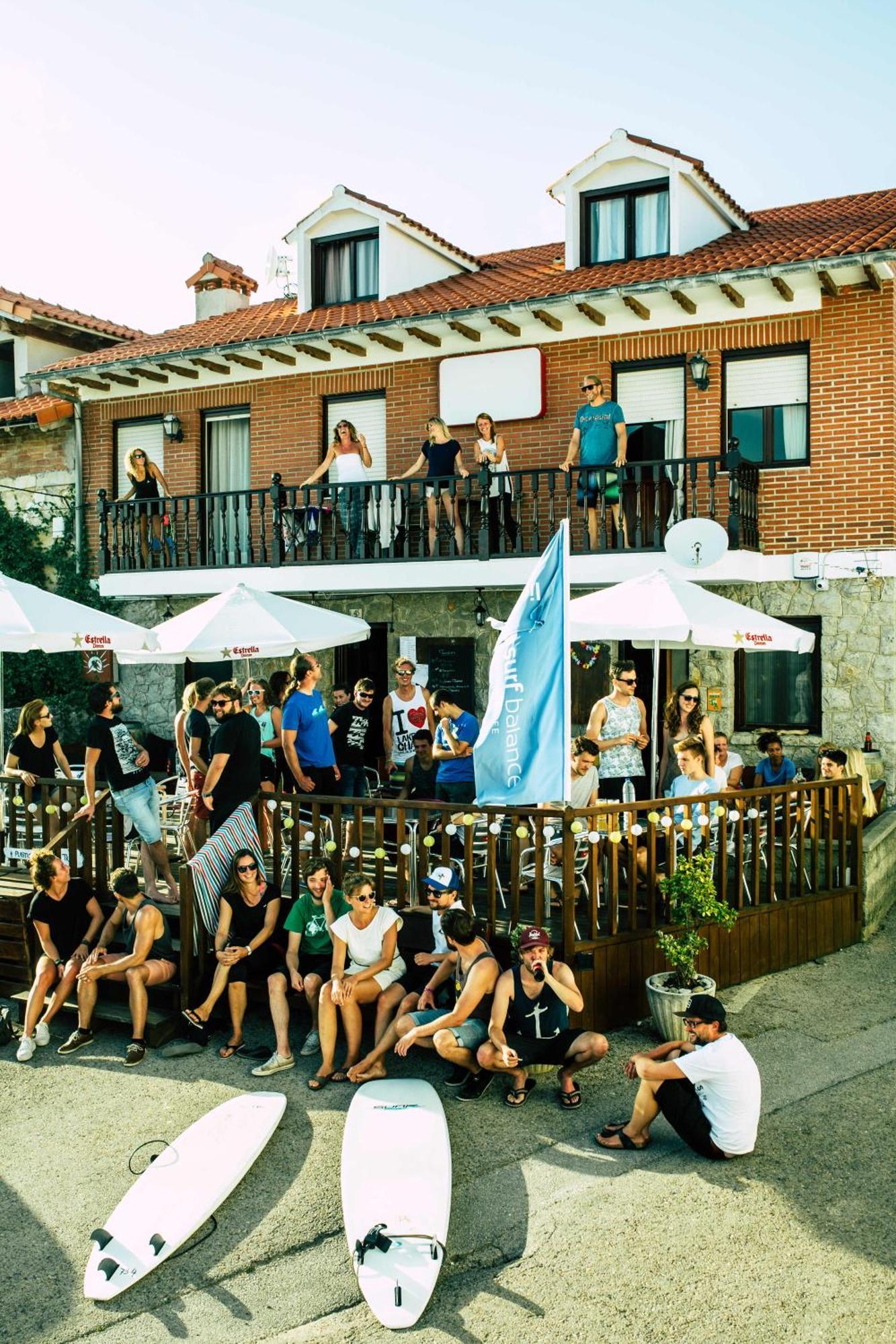 Liquid Surfhouse Hostel Langre  Exterior photo